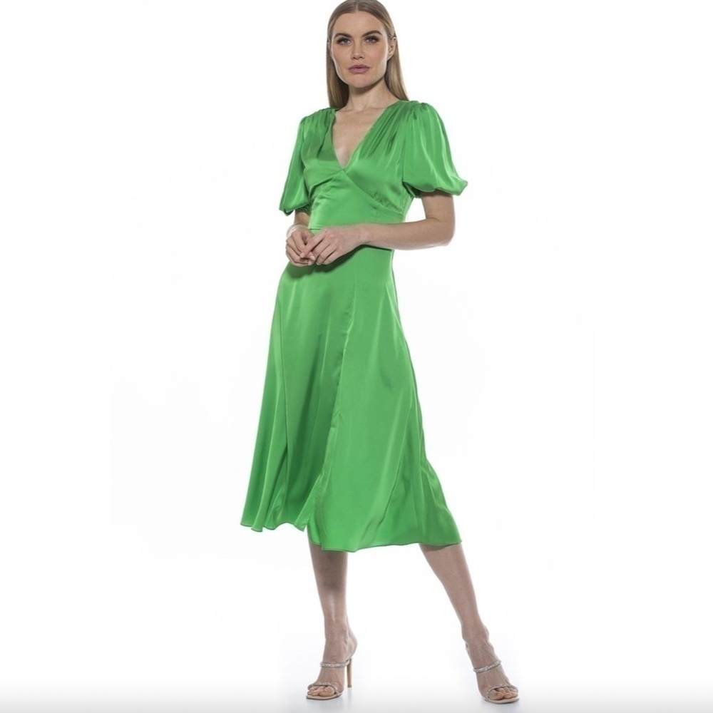 Alexia Admor V-Neck Puff Sleeve Midi Green Dress